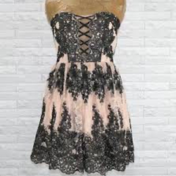 TRIXXI PROM DRESS COQUETTE GIRLY CORE PINK RETRO LACE SEQUINED IN SIZE 3 - Picture 5 of 7